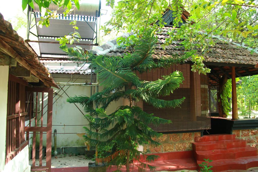 Arakkal Heritage Mararikulam Esterno foto